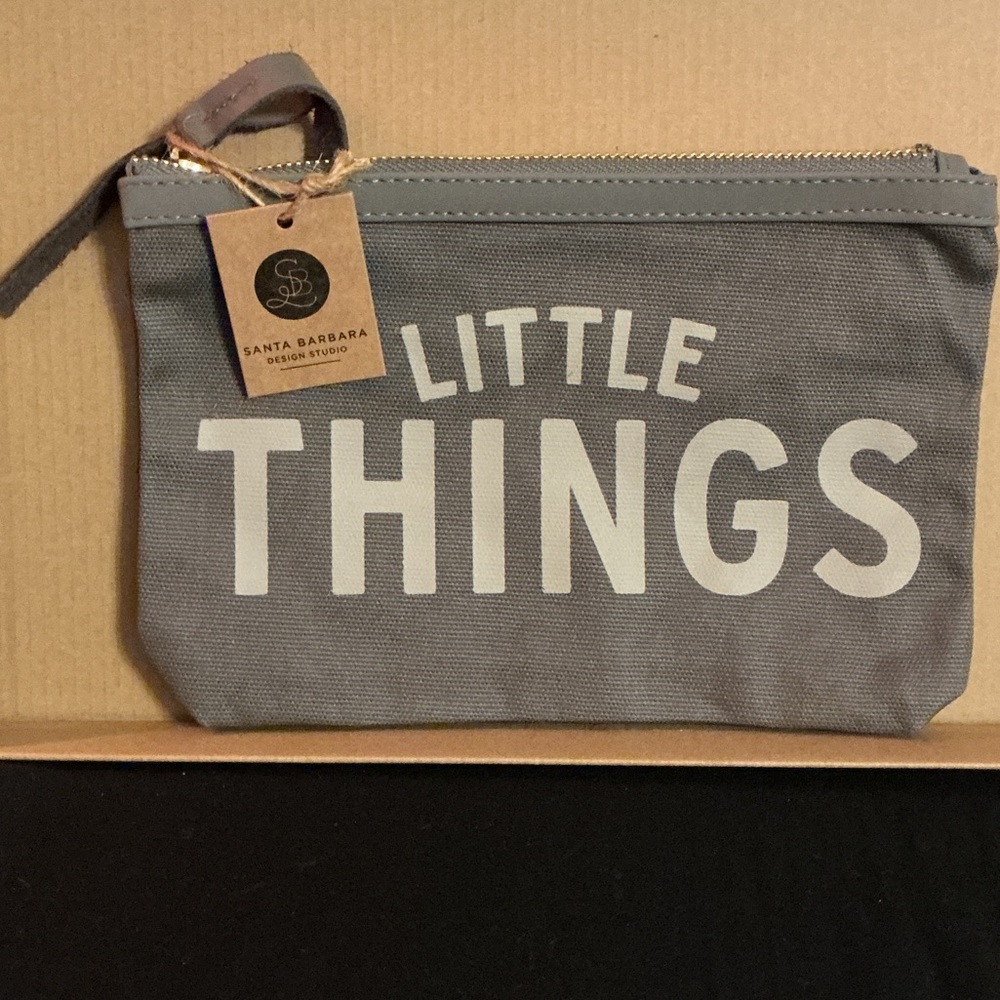 Santa Barbara Design Studio Gray Cosmetic Bag